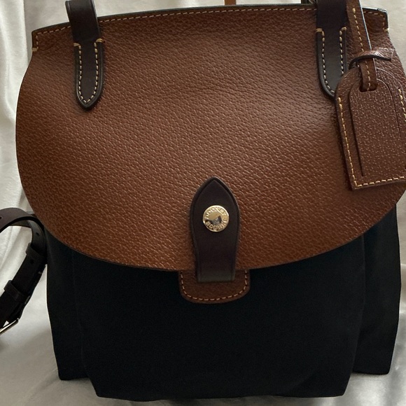 Sold Sold Dooney & Bourke Alto Crossbody Saddle Bag (EUC) - Picture 3 of 10